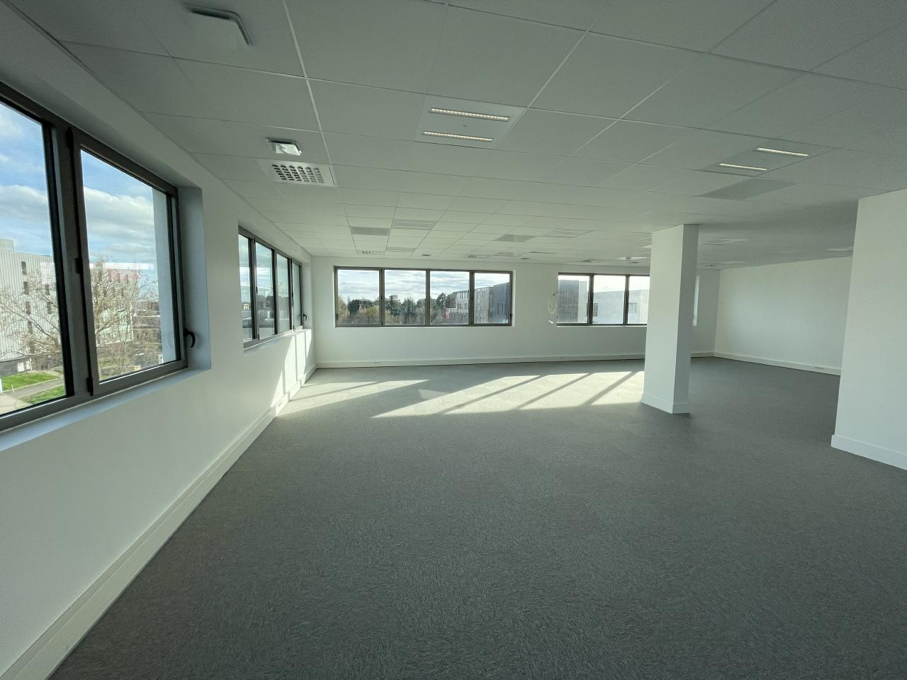 Bureau Saint-Herblain 2912m² Vente bureau Saint-Herblain Loire-Atlantique OVBUR2425975 3